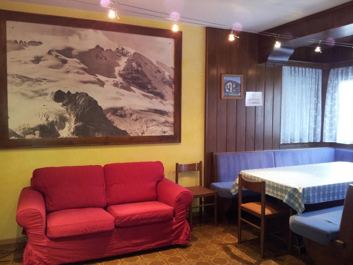 Chalet Helen アラッバ 部屋 写真